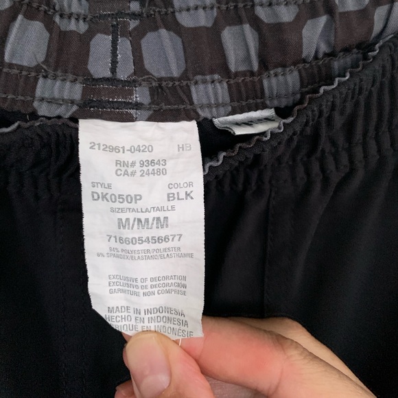 Dickies black scrub pants - Picture 2 of 3